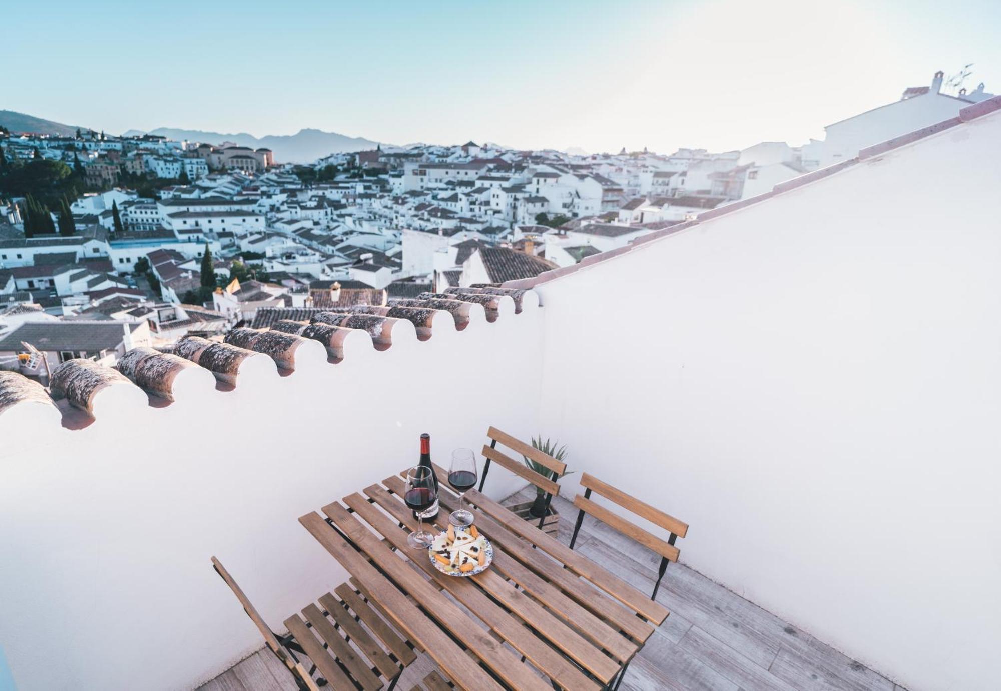 Apartamentos A&C Suite Ronda Eksteriør bilde